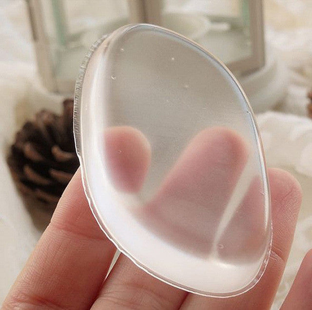 SiliSponge: The Newest Makeup Hack
