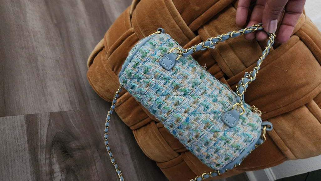 Luxury Blue Tweed Mini Barrel Bag with Gold Chain Strap – Designer-Inspired Crossbody Purse for Women