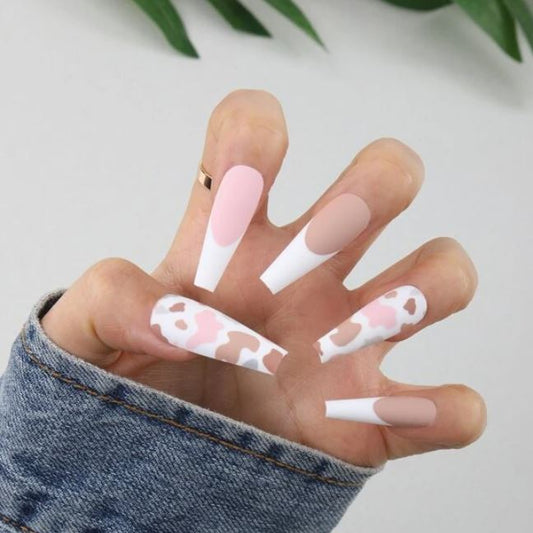 Moo Press On Nail Set