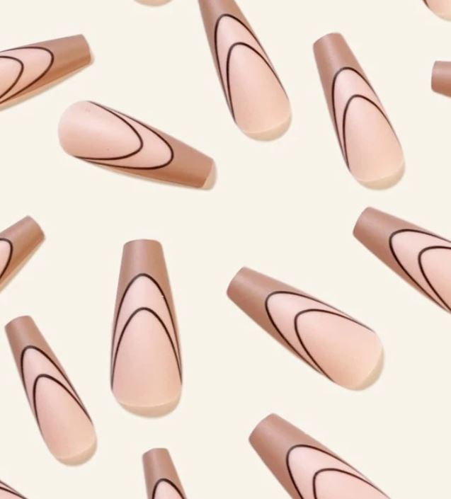U Press On Nail Set